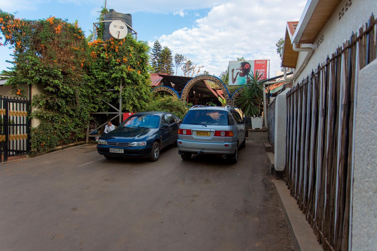 City Valley Motel Kigali Esterno foto
